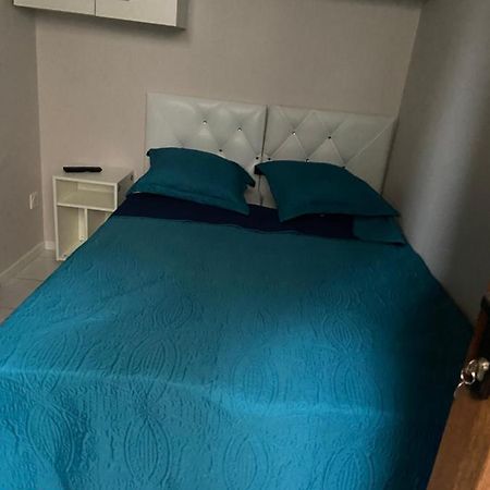 Rent Appart - La Garenne Colombes Екстериор снимка